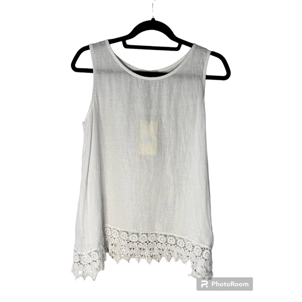NWT Terzo Millennio Simple White Sleeveless Flowy Top Crochet‎ Bottom